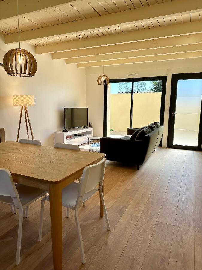 La Halte Occitane - Classe 3 Etoiles - Pour 6 Personnes, 3 Chambres, Parking, Terrasse, Tout Inclus 몽토방 외부 사진