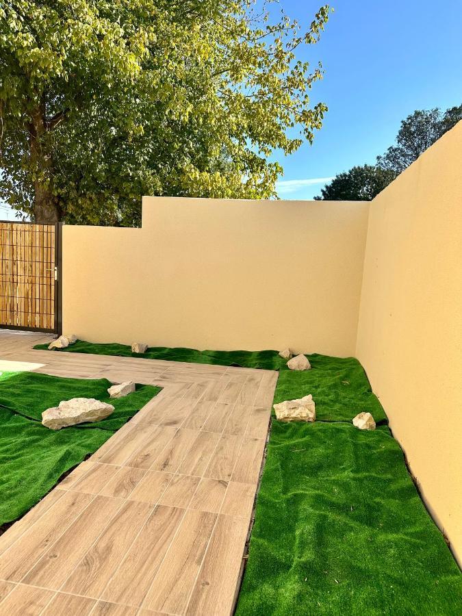 La Halte Occitane - Classe 3 Etoiles - Pour 6 Personnes, 3 Chambres, Parking, Terrasse, Tout Inclus 몽토방 외부 사진